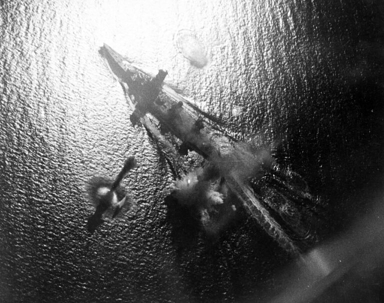 レイテ沖海戦時の山城　wikiより