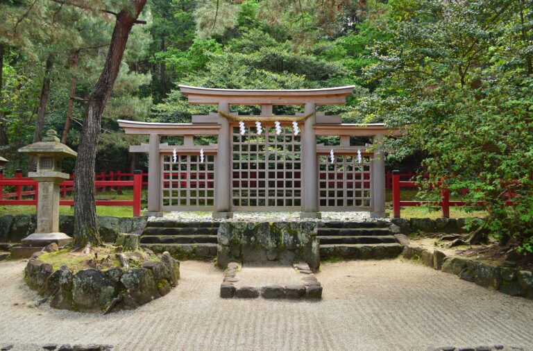 檜原神社　wikiより