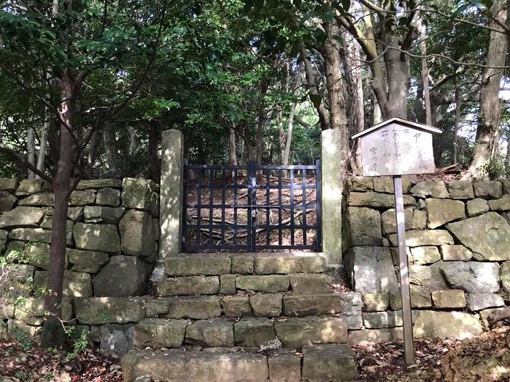 対馬 安徳天皇陵