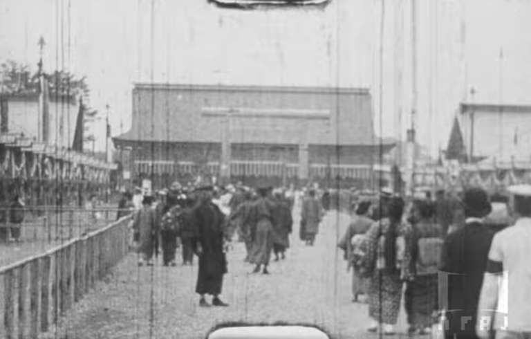 『明治天皇 御大葬餘影』より