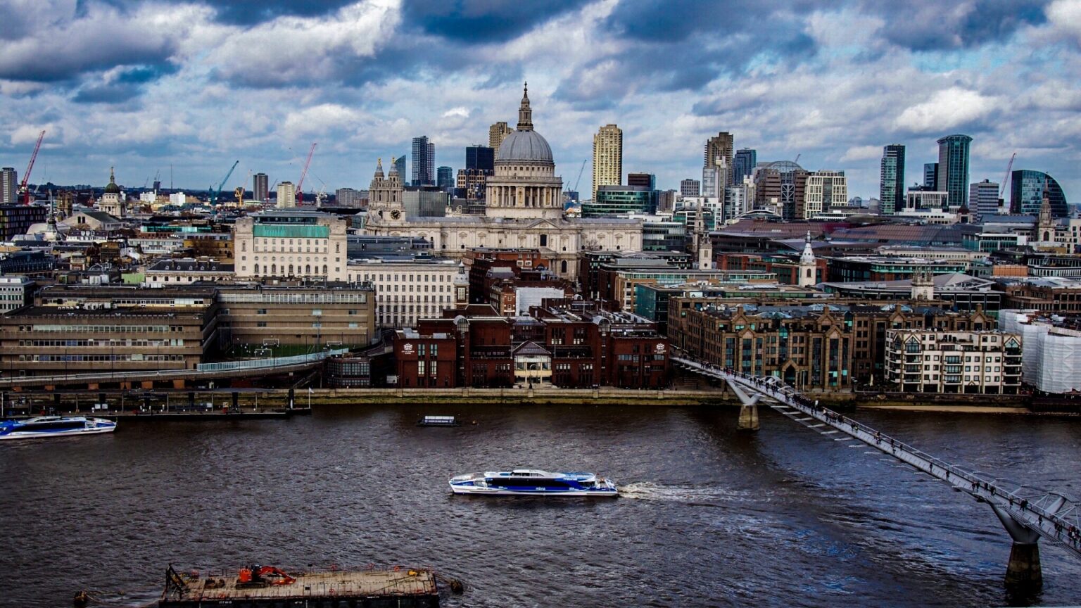ロンドンの街並
