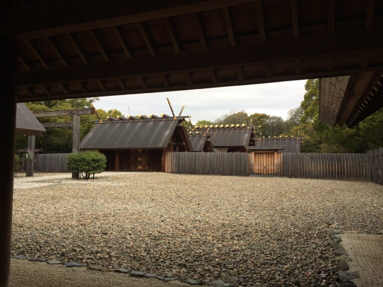 熱田神宮